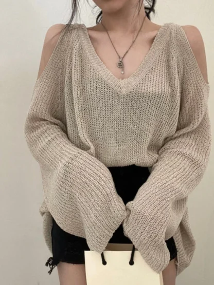 Retro V-neck Off Shoulder Sweater - Image 2
