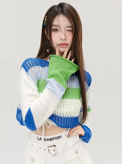Hollow Crop Off Shoulder Sweater - Image 4