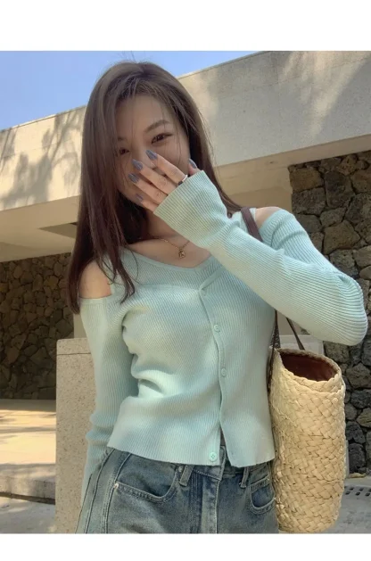 Slim Fit Off Shoulder Sweater - Image 5