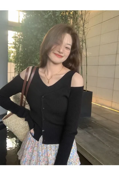 Slim Fit Off Shoulder Sweater - Image 3