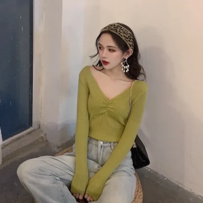 Pleated V-Neck Off Shoulder Sweater - Image 6
