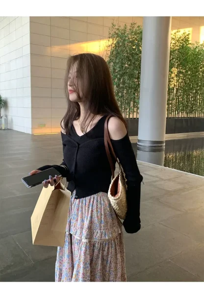 Slim Fit Off Shoulder Sweater - Image 7