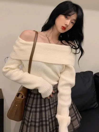 Chic Solid Off Shoulder Sweater - Image 4