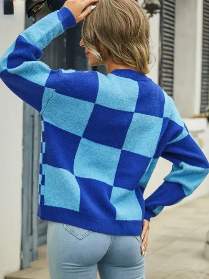 Plaid V-Neck Off Shoulder Sweater - Image 5